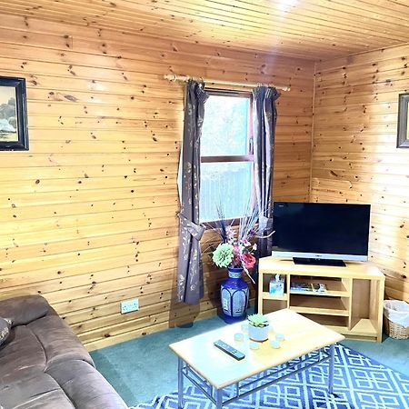 Braemar Lodge Cabins Not For Profit Exterior foto